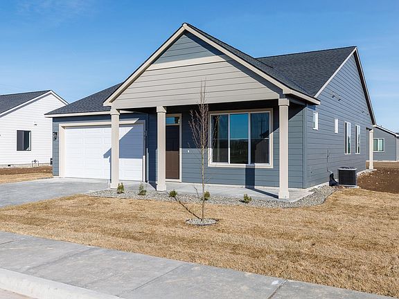 3rd image of 503 Tanzanite Ave