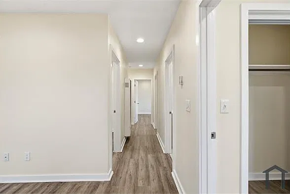 4 bed, $2,995 — Photo 4