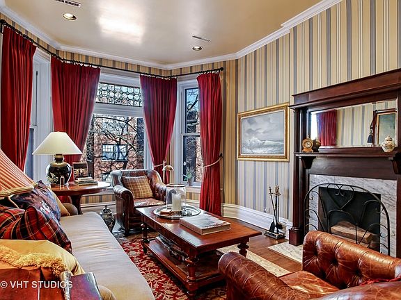 2nd image of 667 W Cornelia Ave #2