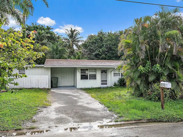 1297 NW Charlie Green Dr, Stuart, FL 34994