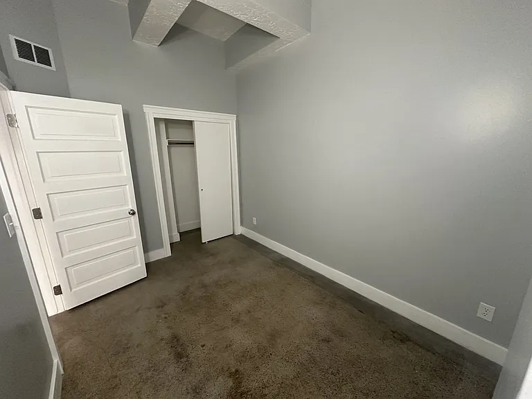 New Grand Apartments — Photo 67