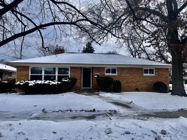 6623 43rd AVENUE, Kenosha, WI 53142