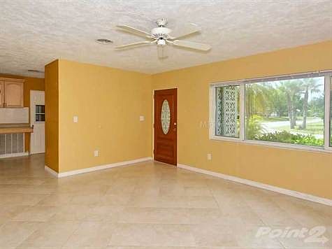 5th image of 3133 Goldenrod St