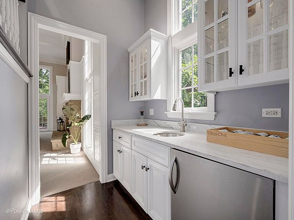 4th image of 119 N Bruner St