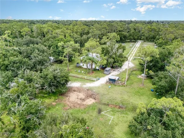 19201 Matt Rd, North Fort Myers, FL 33917