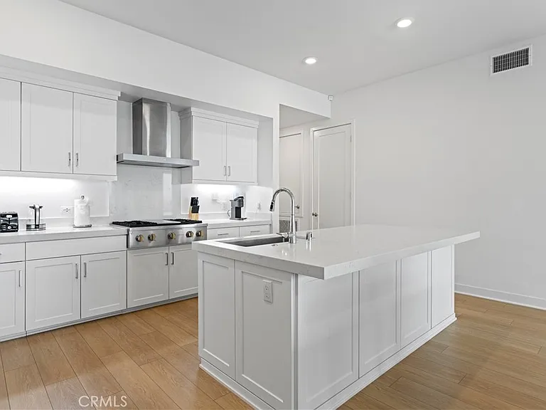 2602 Rivington — Photo 12