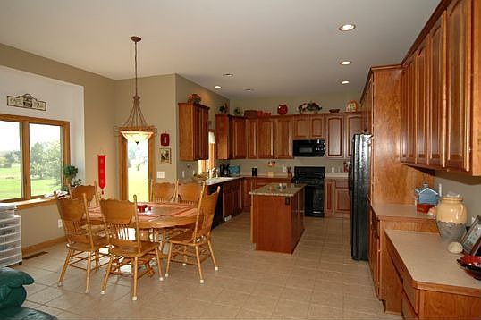 5th image of 8578 S Shore Dr