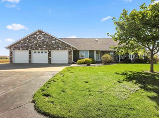 5345 Tower Rd, De Pere, WI 54115