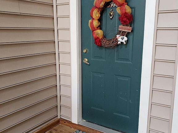 4th image of 211 S Knollwood Dr