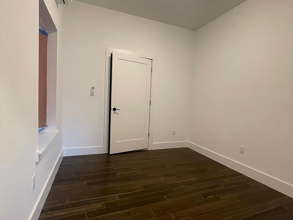 2nd image of 664 Ocean Ave #103