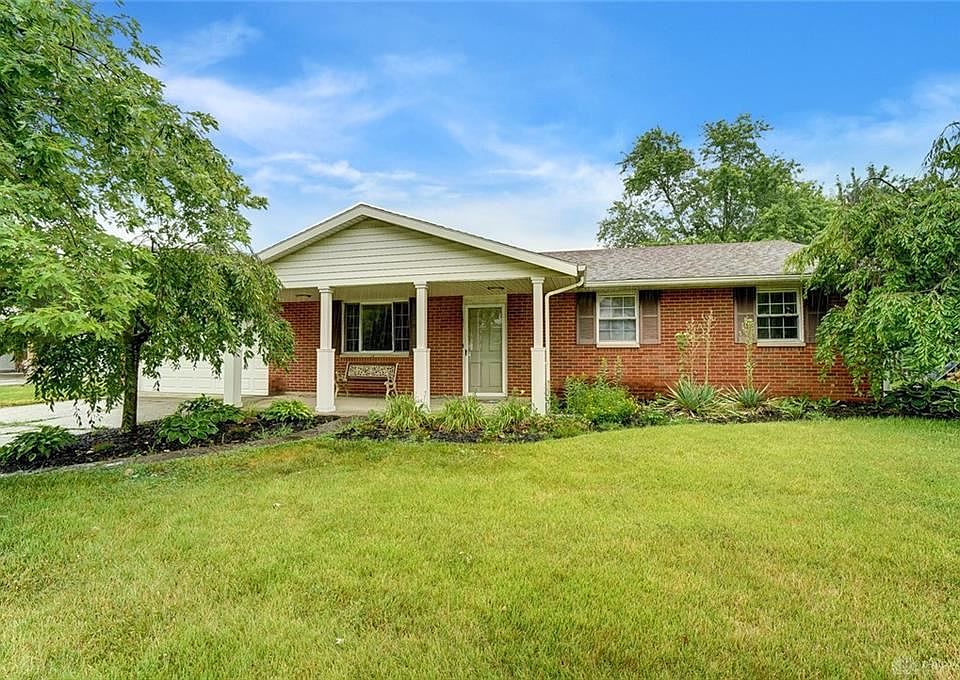 1st image of 1016 Skyview Dr