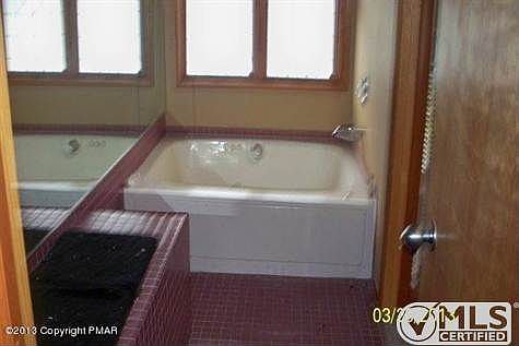 Jacuzzi room