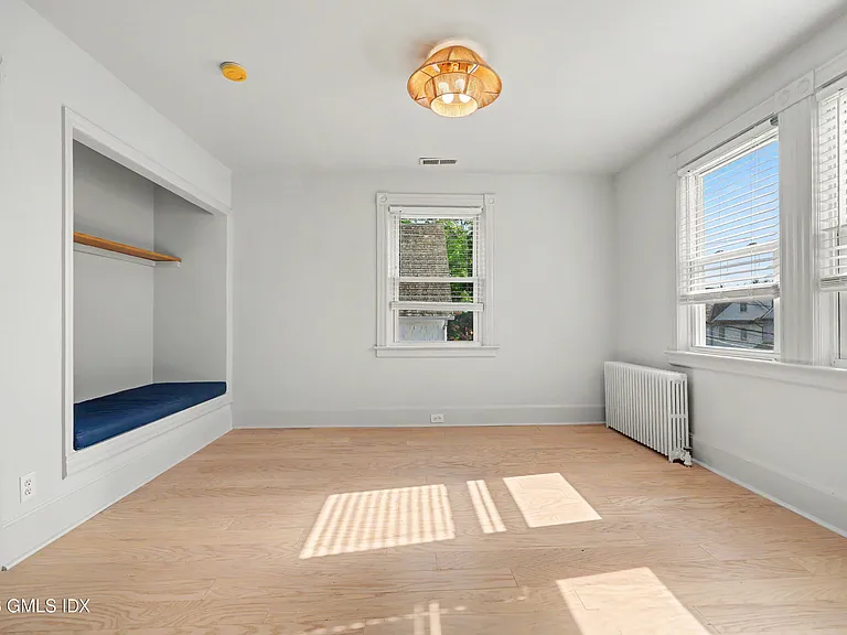 107 Havemeyer Pl — Photo 13