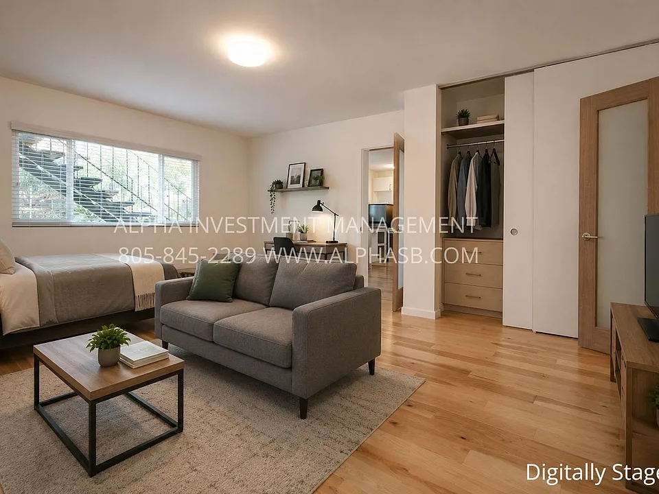 323 W Quinto St