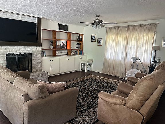 Living area #1