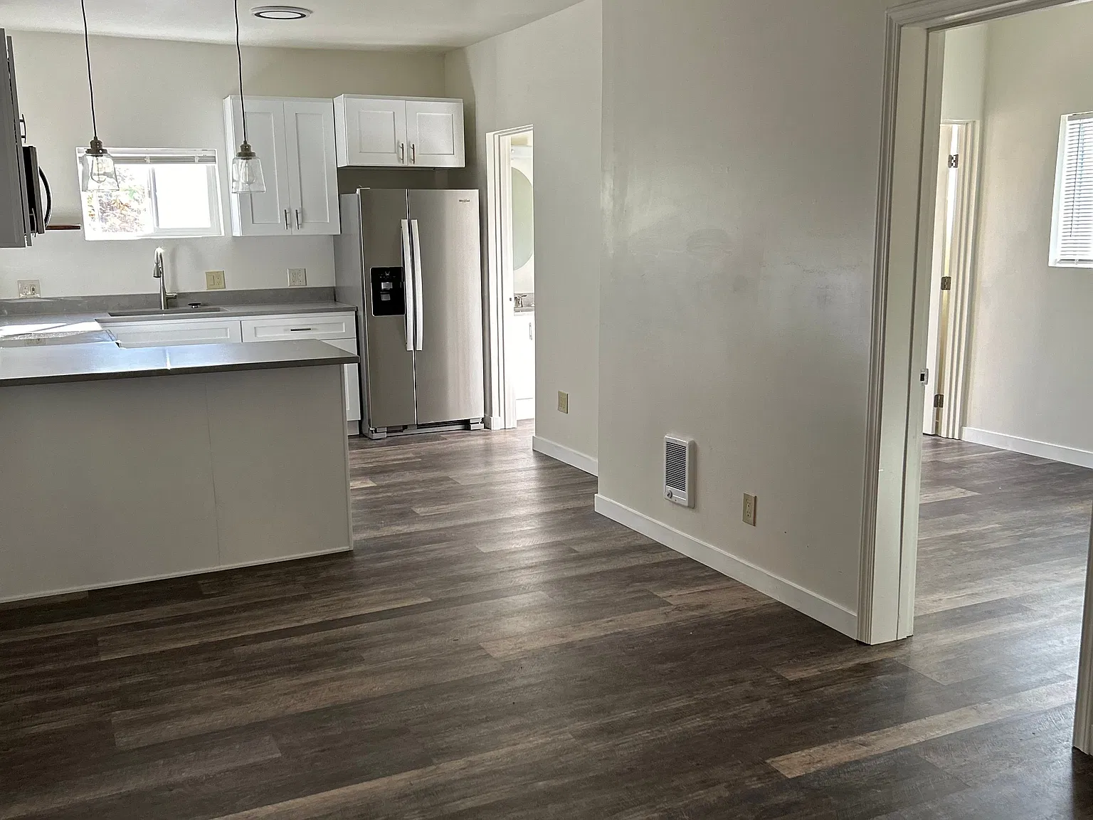 2 bed, 1.0 bath, $2,750 — Photo 3