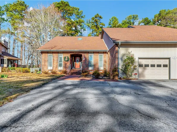 80 Round Spinney Dr, Seneca, SC 29672