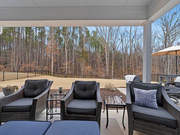 2nd image of 125 Vast View Way