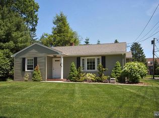 48 N Maple Ave, Park Ridge, NJ 07656