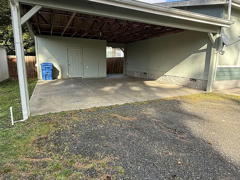 63626 S Barview Rd — Photo 4