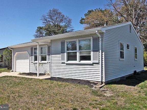 2nd image of 104 Falmouth Ave #73