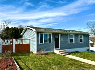 25 Redden Ave, New London, CT 06320