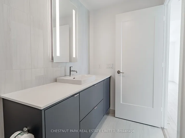 858 Dupont St #828 — Photo 6