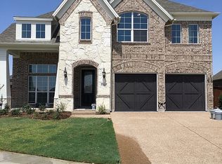 1332 Mary Horn Dr, Aubrey, TX 76227