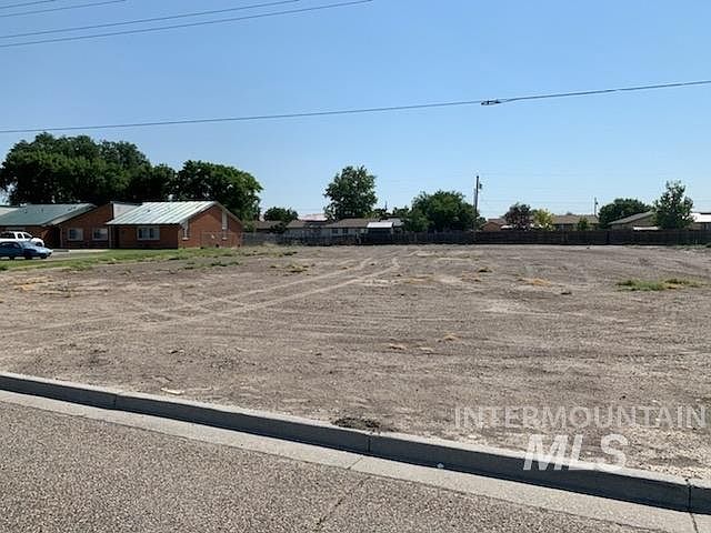 2nd image of SE 6th St Lot 2502 Parcel 3