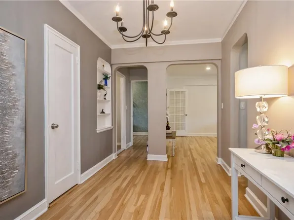 90 BRYANT Avenue #Berkley-4D, White Plains, NY 10605