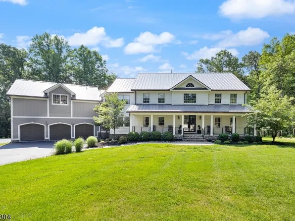 3 Evergreen Ln, Lebanon Twp., NJ 07830