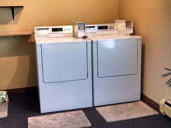4th image of 730 Washington Ave APT 5
