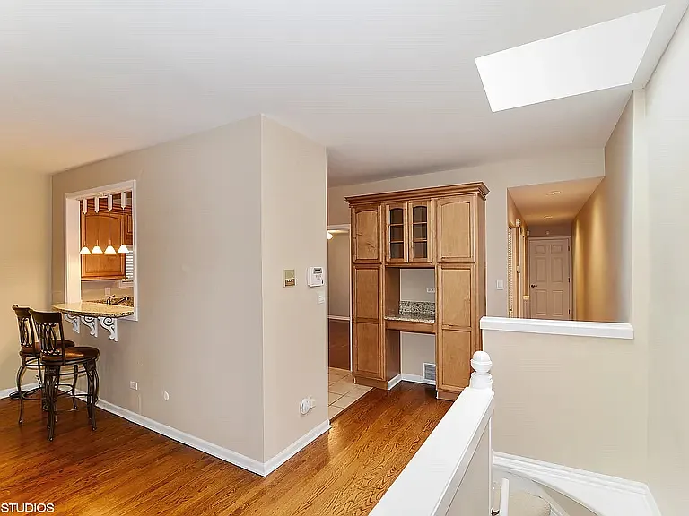 837 S Laflin St #3 — Photo 2
