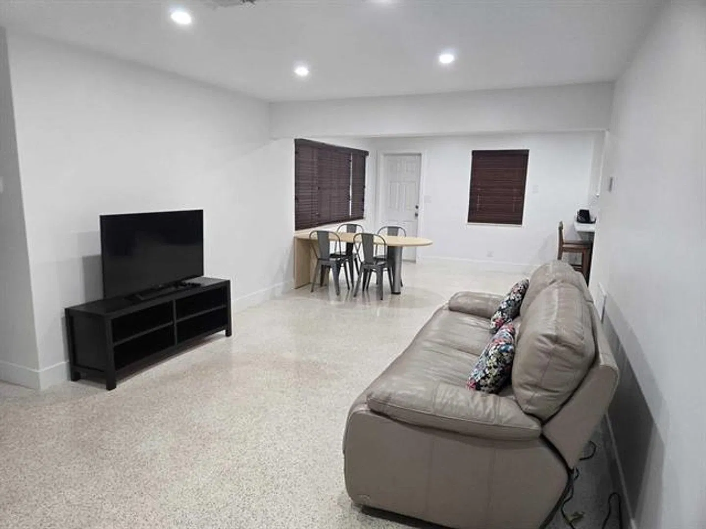 1140 SW 32nd St # 1140, Fort Lauderdale, FL 33315 — Photo 3