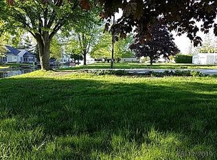 5018 W Shore Dr, Bremen, IN 46506