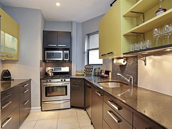3rd image of 509 W 122nd St APT 12