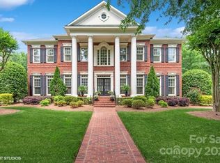 9102 Summer Club Rd, Charlotte, NC 28277