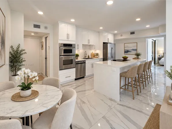 11111 Biscayne Blvd, Miami, FL