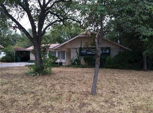 1408 Thompson Dr, Graham, TX 76450