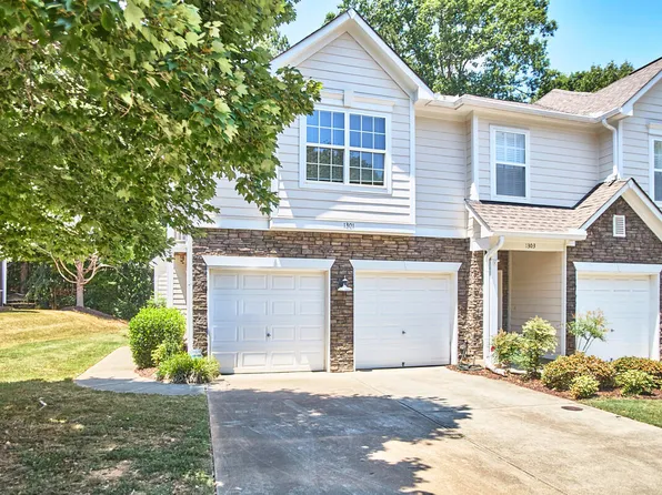 1301 Bartlett Cir, Hillsborough, NC 27278