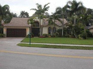 3520 E Tree Tops Ct, Davie, FL 33328