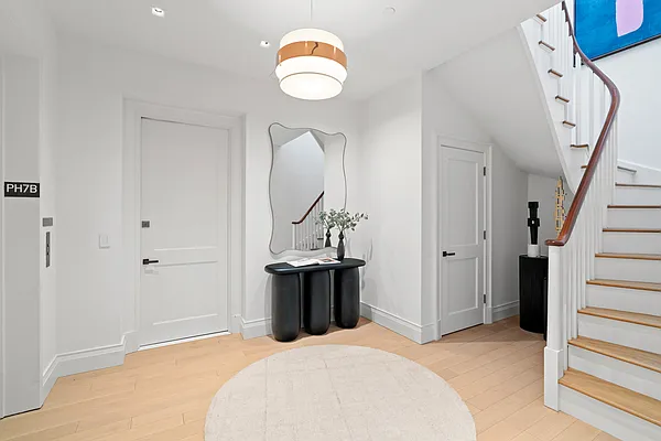 Rented by Nest Seekers International | media 15