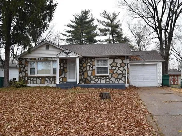 8029 Titus Rd, Saint Louis, MO 63114