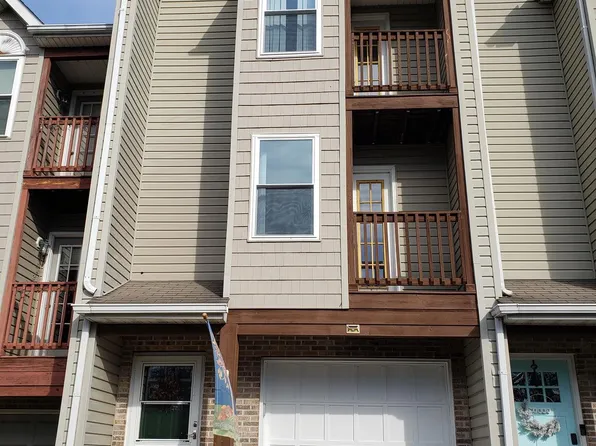 106 Clover Ct, Newark, DE 19711