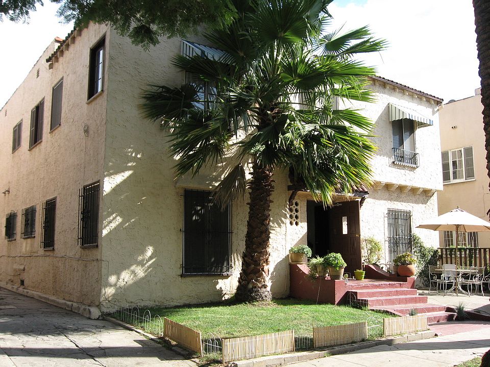Building Photo 3
