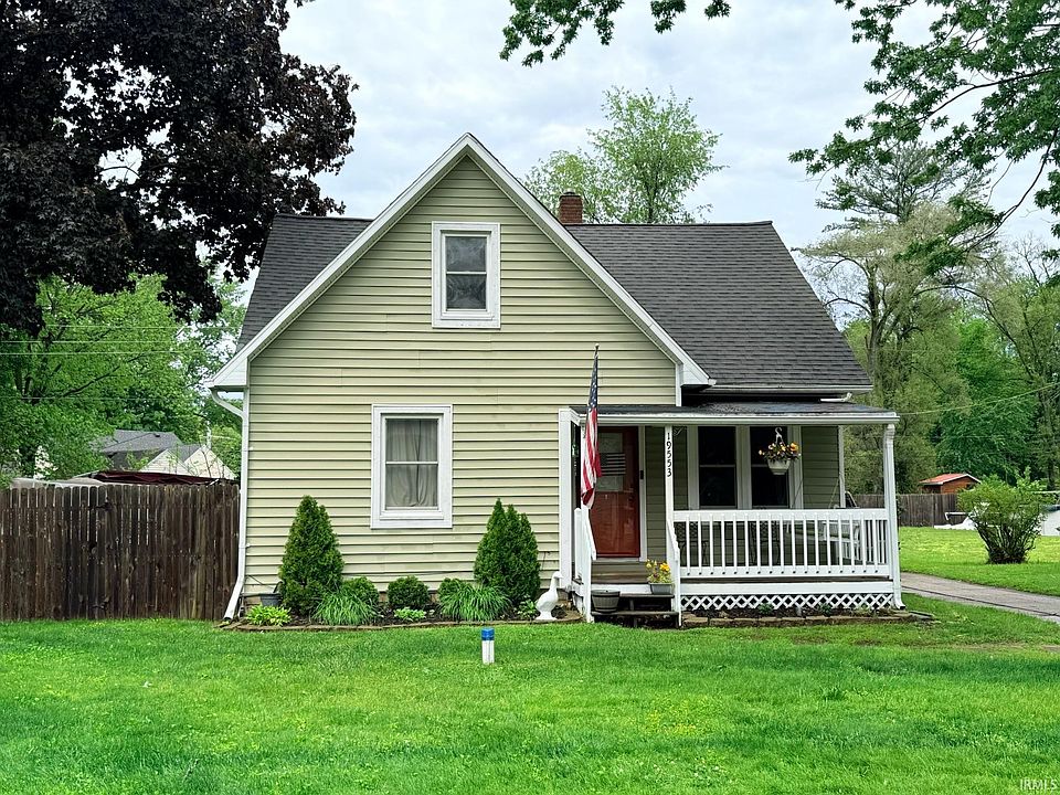 1st image of 19553 Eaton Ave