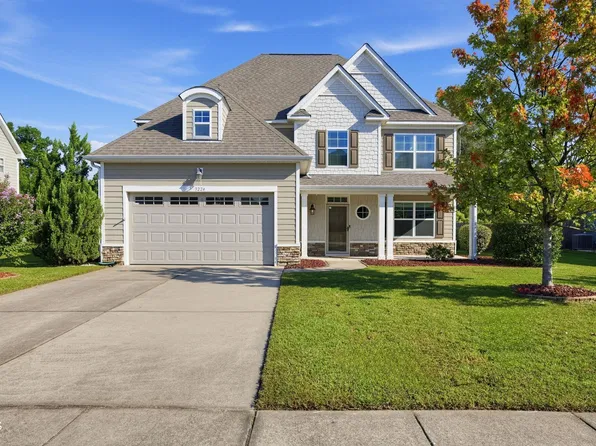 3224 Winterwood Dr, Fayetteville, NC 28306