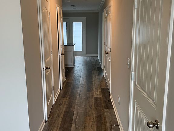 5th image of 203 George Matthew Dr #L-138