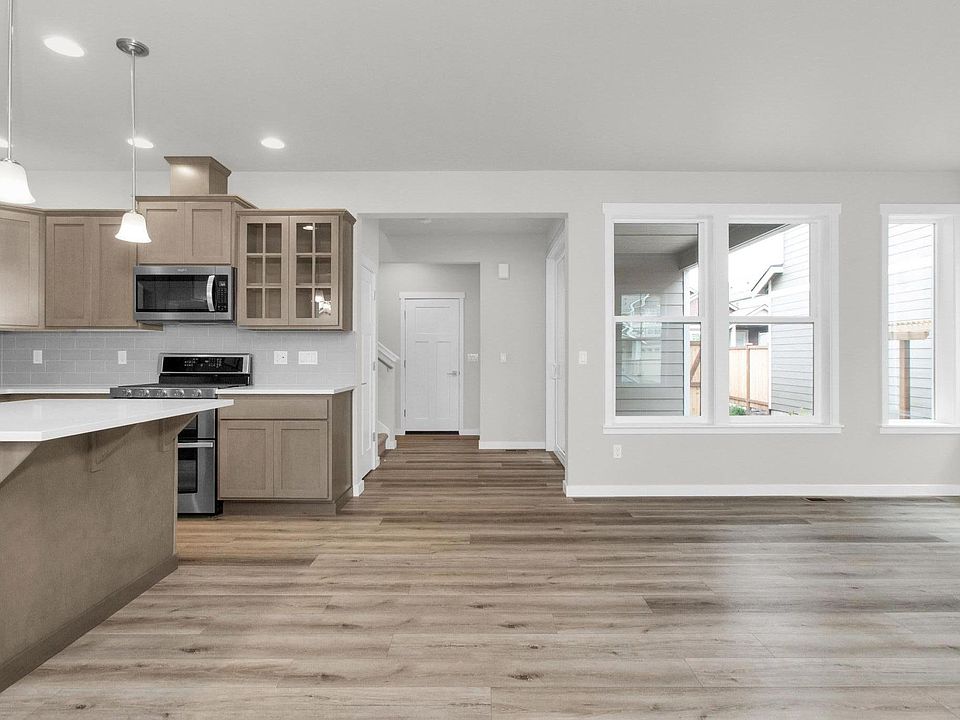 1st image of 9033 Priscilla Dr SE