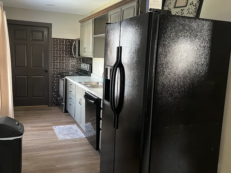 110 W Hammond St — Photo 19